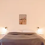 Bright And Spacious Apartment In Downtown Arhus